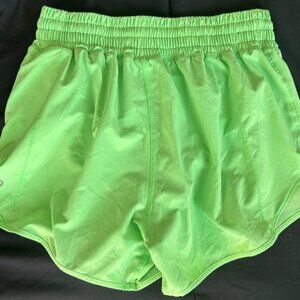 Lululemon Hotty Hot High-Rise Shorts 4” Lined Green Women’s Size 6 Running